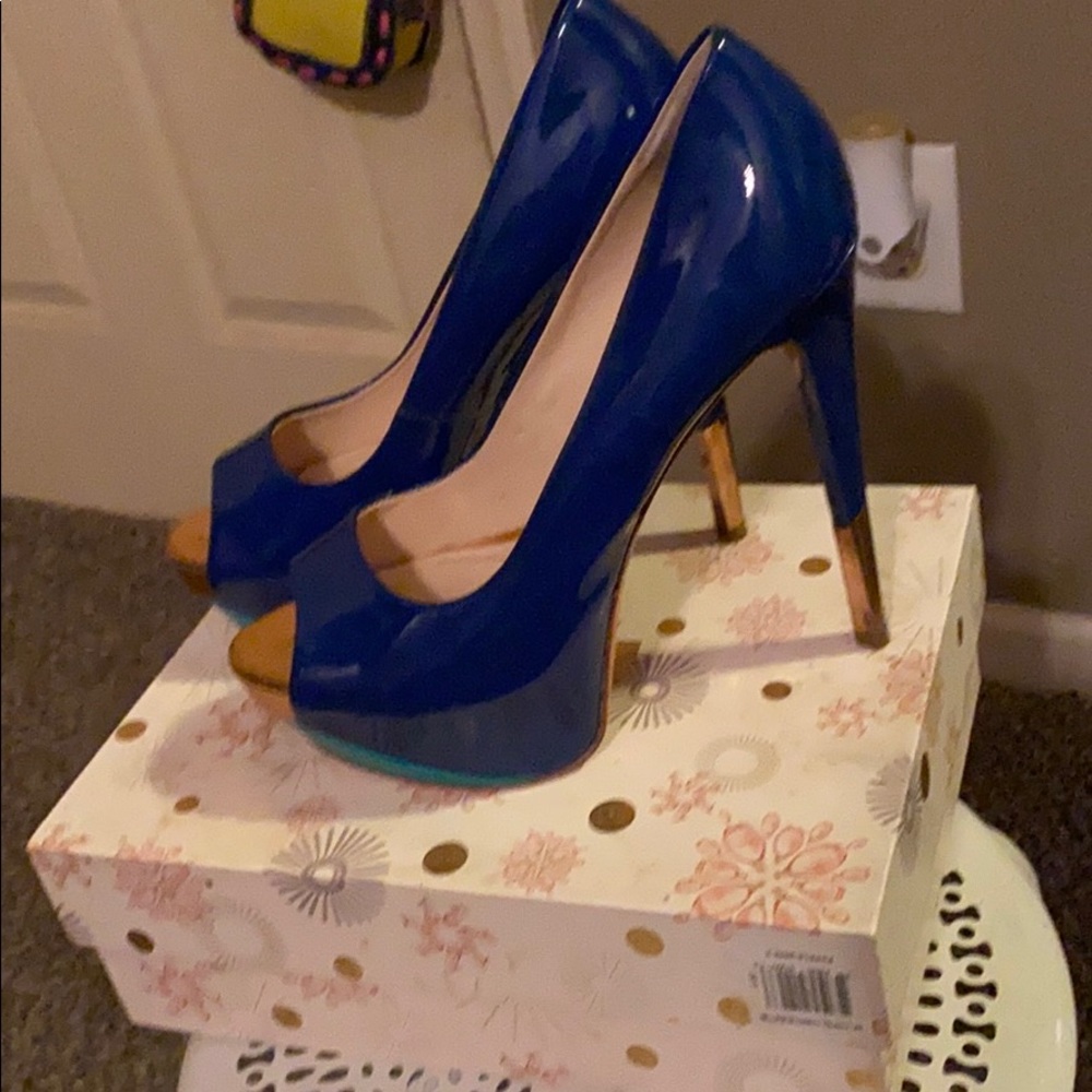 Boutique 9